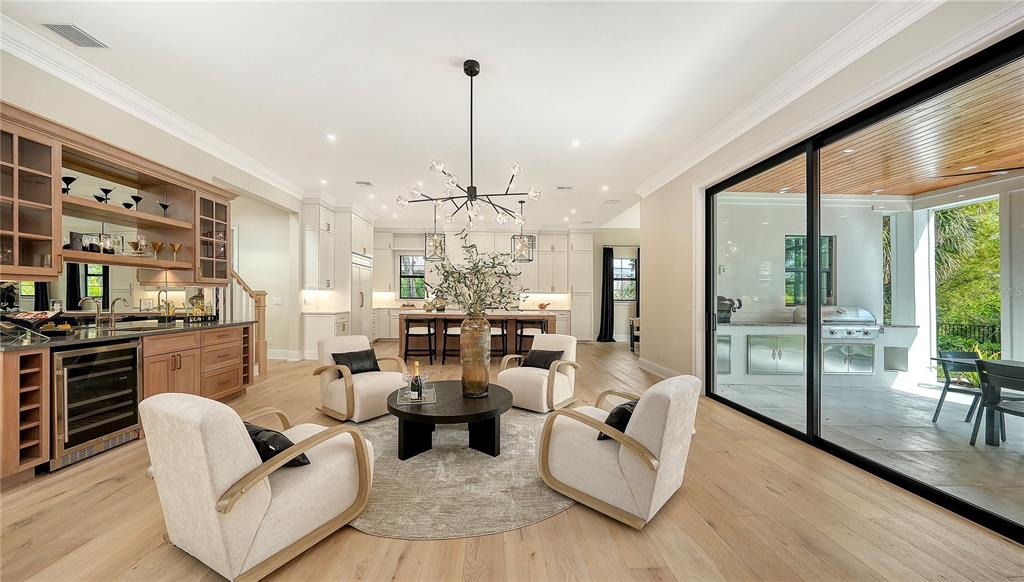 Sarasota, Florida, 34242, United States, 4 Bedrooms Bedrooms, ,6 BathroomsBathrooms,Residential,For Sale,2003081