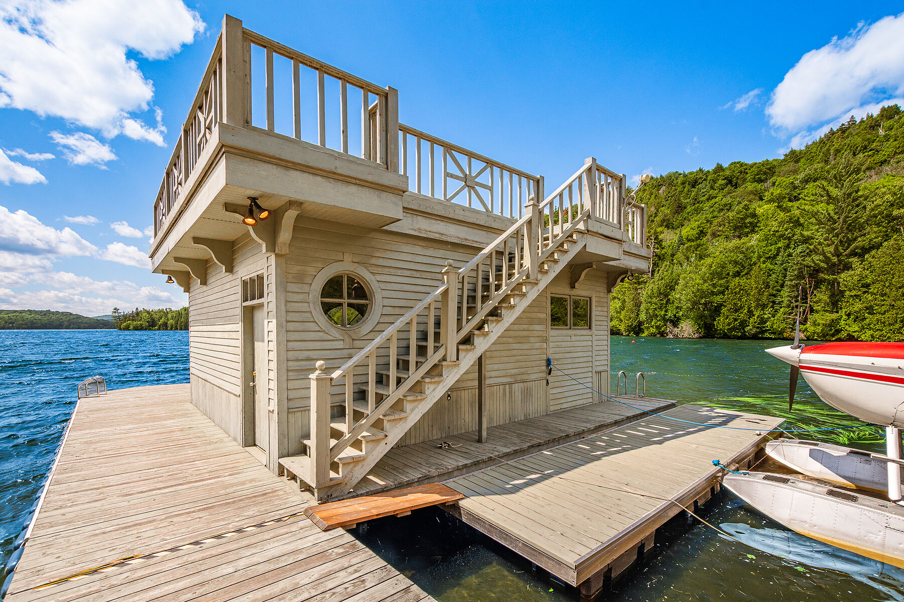  Remarkable Waterfront Estate - 物件實景