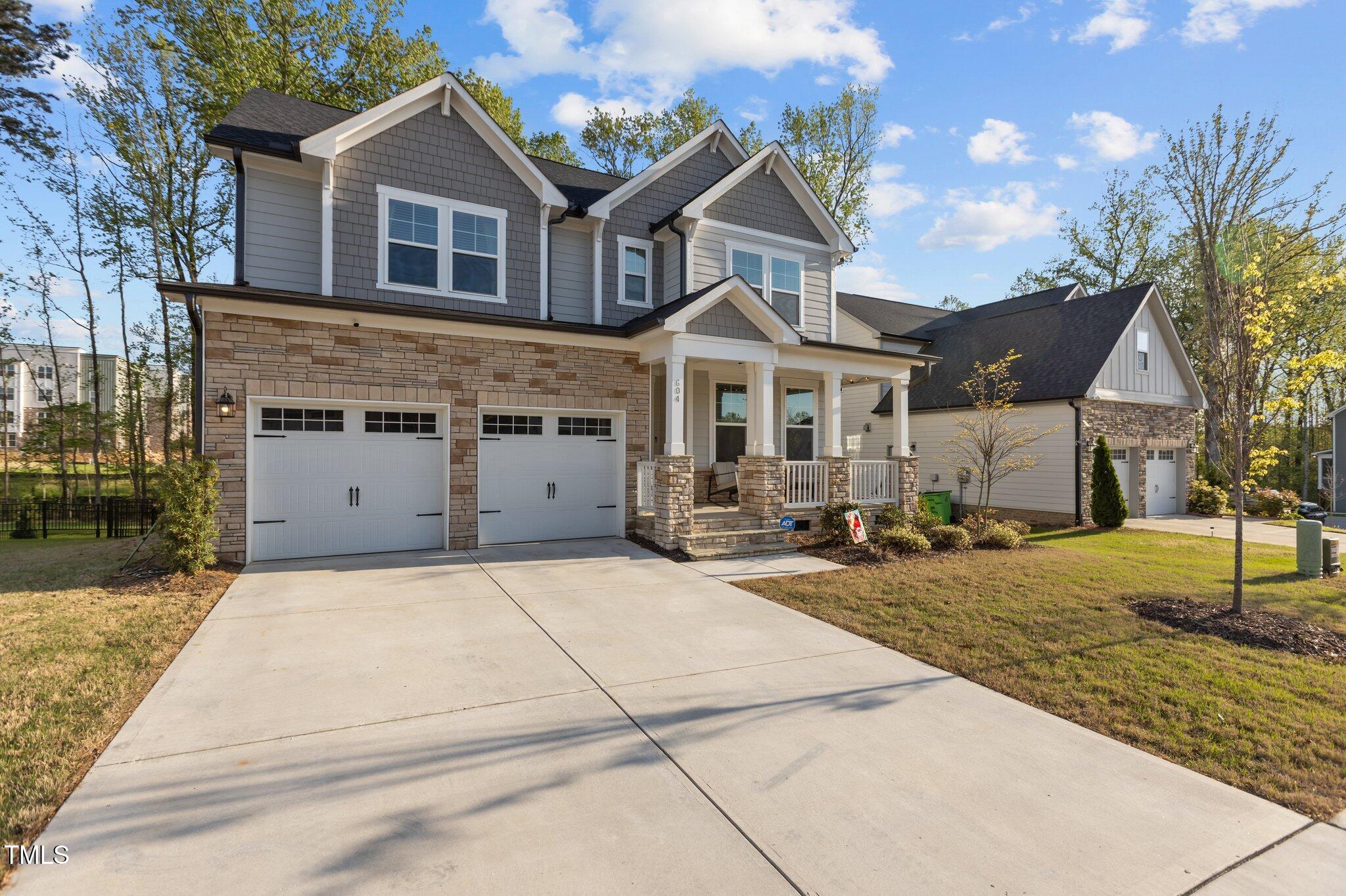 Knightdale, North Carolina, 27545, United States, 4 Bedrooms Bedrooms, ,4 BathroomsBathrooms,Residential,For Sale,1827793