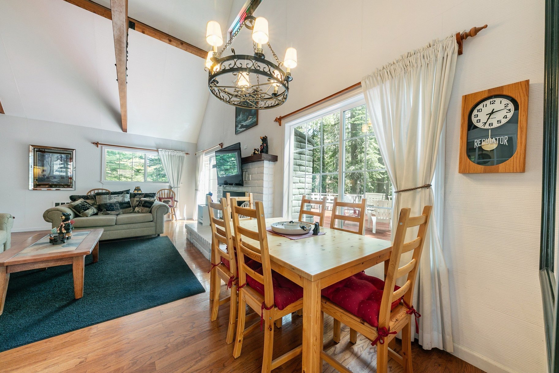 Lake Tahoe Sanctuary with HOA Pier, Beach, and Buoy Field - 物件實景