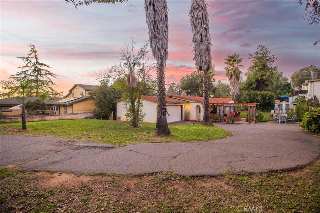 Escondido, California, 92025, United States, 3 Bedrooms Bedrooms, ,2 BathroomsBathrooms,Residential,For Sale,2006429