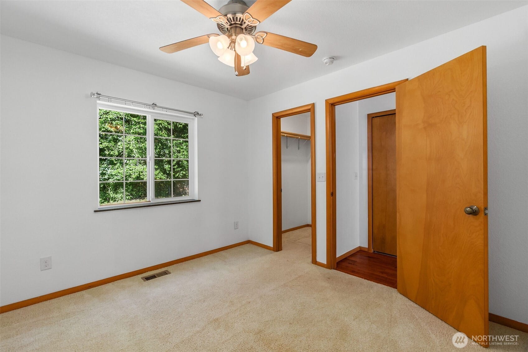 Olympia, Washington, 98512, United States, 2 Bedrooms Bedrooms, ,1 BathroomBathrooms,Residential,For Sale,1885373