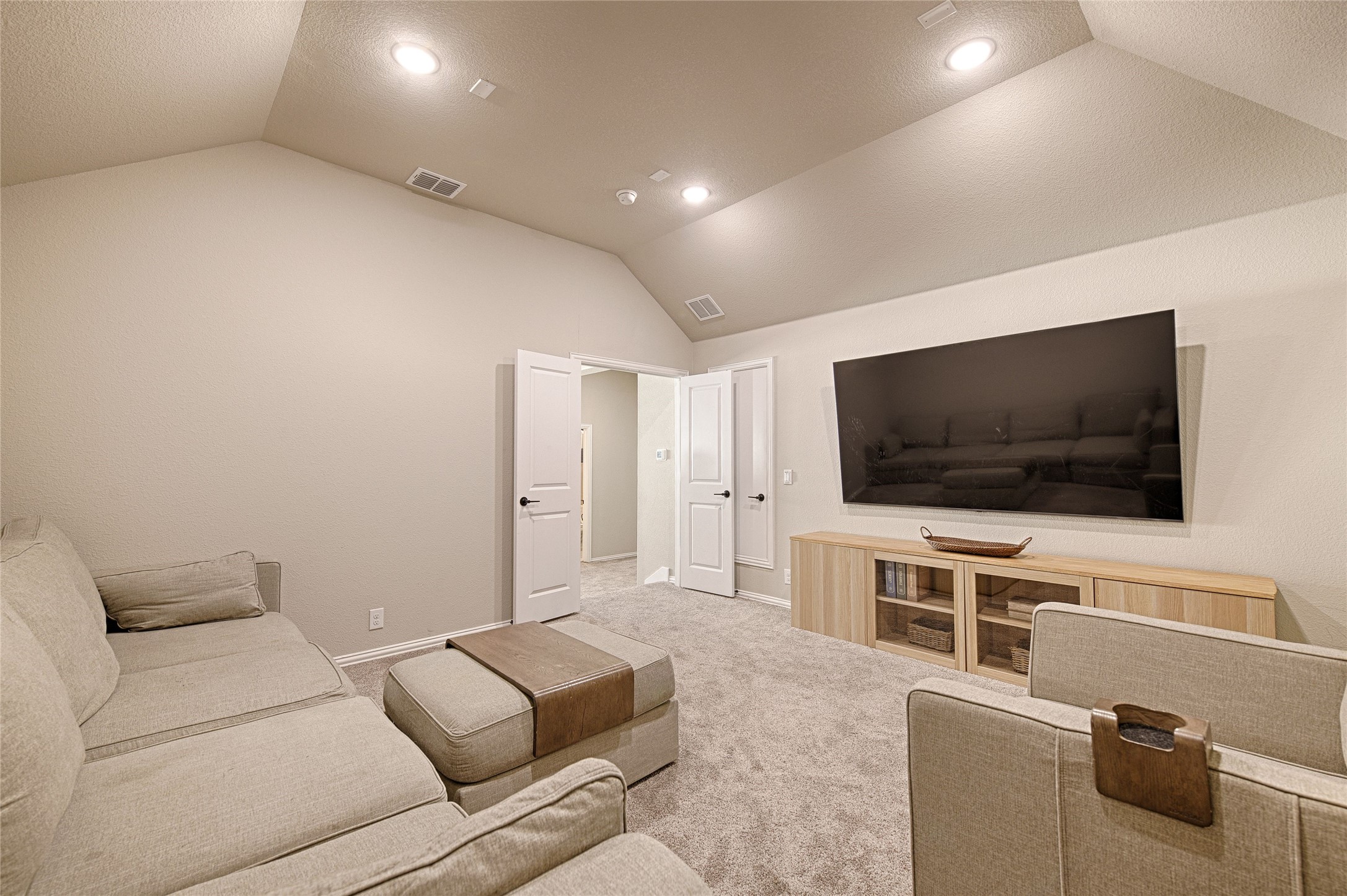 Burleson, Texas, 76028, United States, 4 Bedrooms Bedrooms, ,3 BathroomsBathrooms,Residential,For Sale,1954852