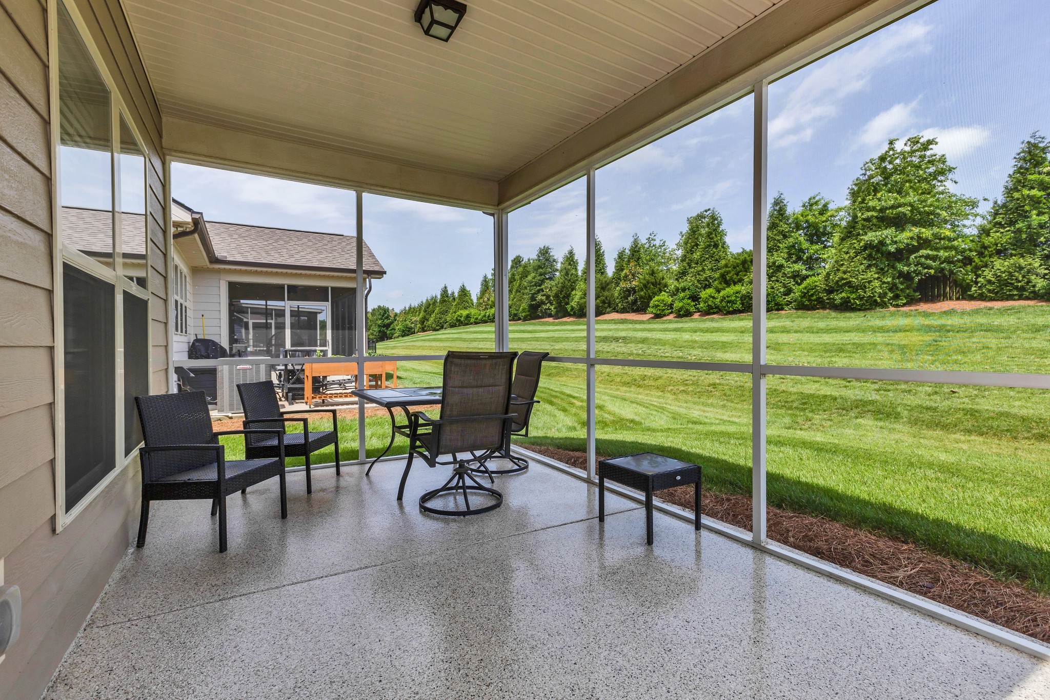 Spring Hill, Tennessee, 37174, United States, 3 Bedrooms Bedrooms, ,2 BathroomsBathrooms,Residential,For Sale,1821005
