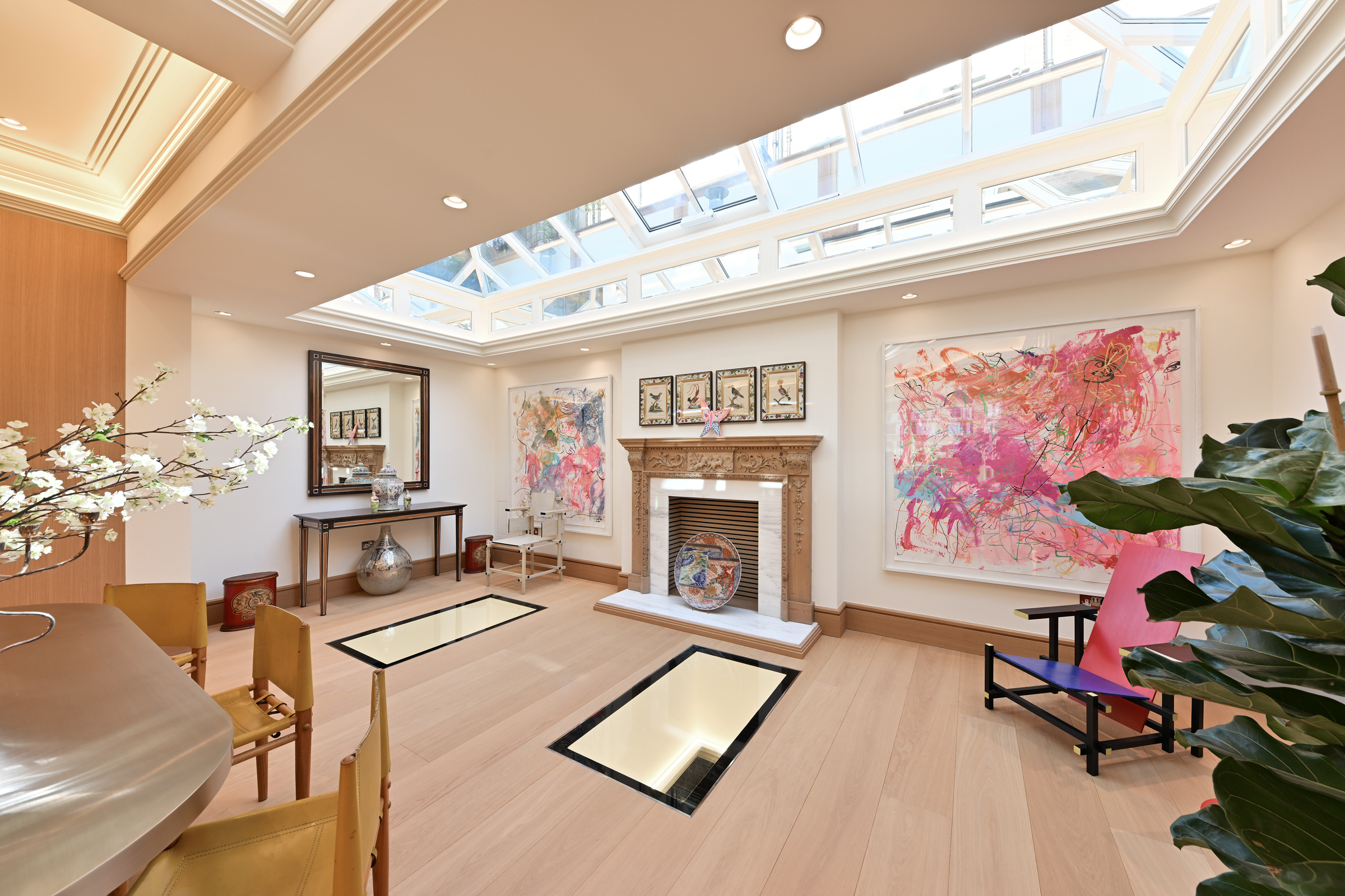  Beautiful family house overlooking Queen’s Elm Square - 物件實景
