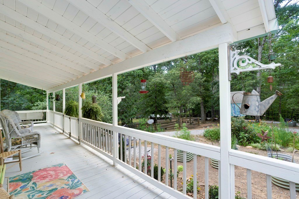 Blairsville, Georgia, 30512, United States, 3 Bedrooms Bedrooms, ,3 BathroomsBathrooms,Residential,For Sale,1889630