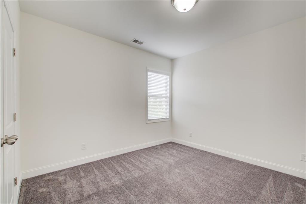 Alpharetta, Georgia, 30004, United States, 3 Bedrooms Bedrooms, ,3 BathroomsBathrooms,Residential,For Sale,1900894