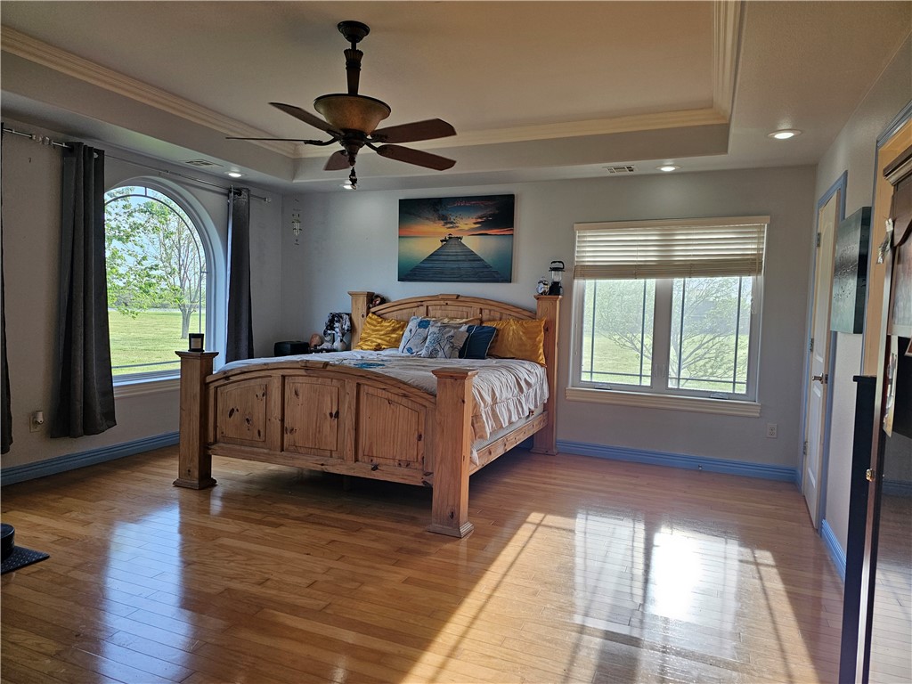 Gentry, Arkansas, 72734, United States, 5 Bedrooms Bedrooms, ,3 BathroomsBathrooms,Residential,For Sale,1778462