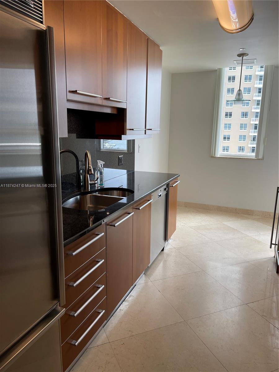 Miami, Florida, 33131, United States, 2 Bedrooms Bedrooms, ,3 BathroomsBathrooms,Residential,For Sale,1942203