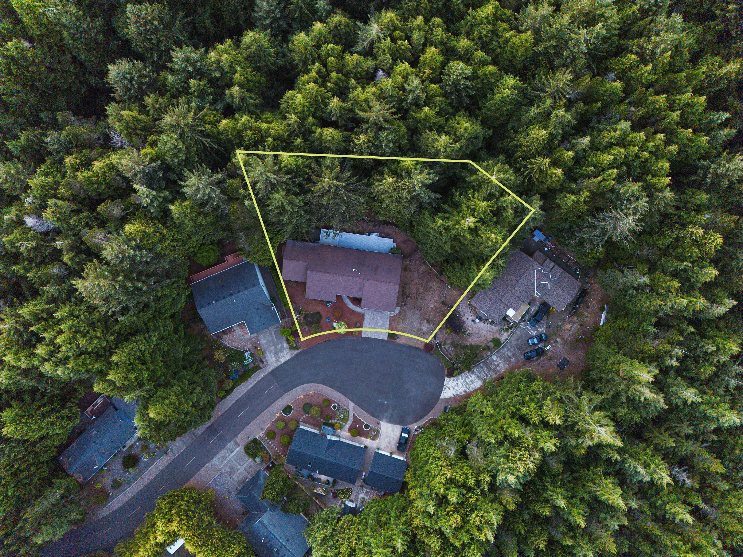 Lincoln City, Oregon, 97367, United States, 3 Bedrooms Bedrooms, ,2 BathroomsBathrooms,Residential,For Sale,1976632