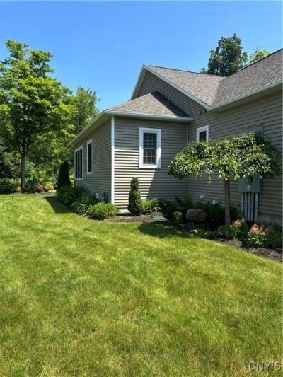 Skaneateles, New York, 13152, United States, 3 Bedrooms Bedrooms, ,3 BathroomsBathrooms,Residential,For Sale,1850098