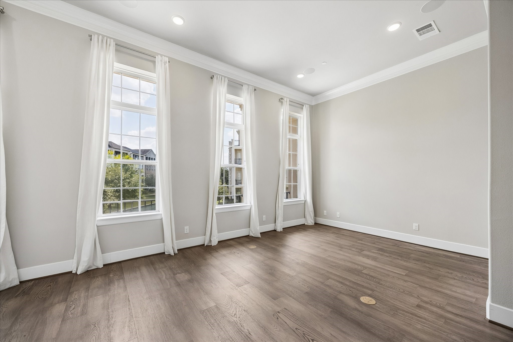  3606 Somerset York Lane - 物件實景