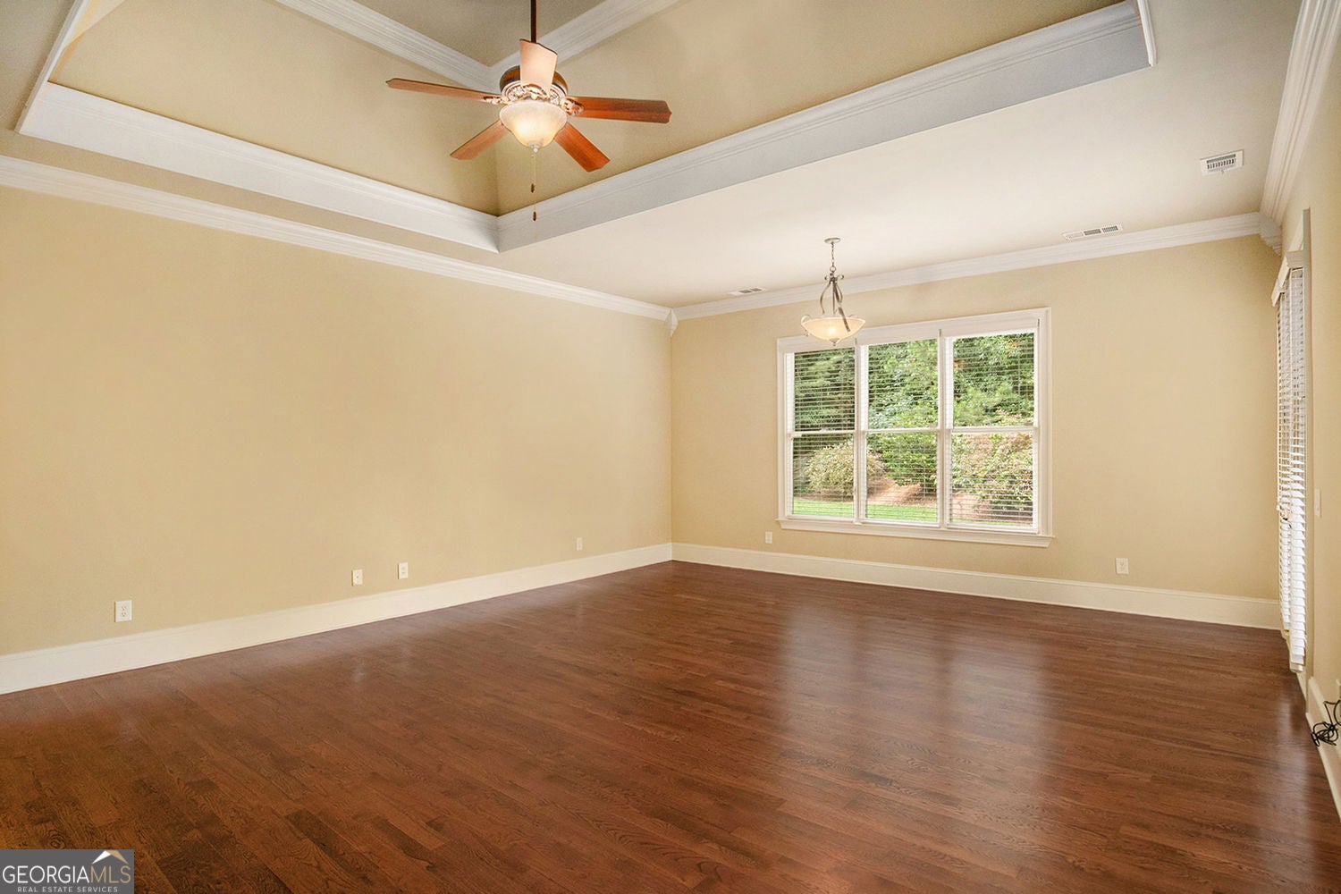 Buford, Georgia, 30519, United States, 5 Bedrooms Bedrooms, ,4 BathroomsBathrooms,Residential,For Sale,1922556