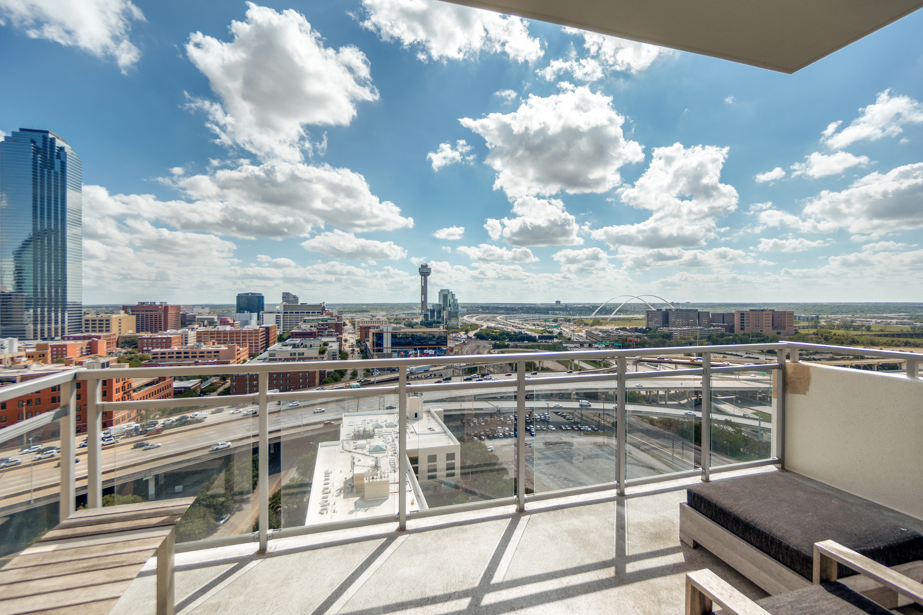  2200 Victory Avenue #1705 - 物件實景