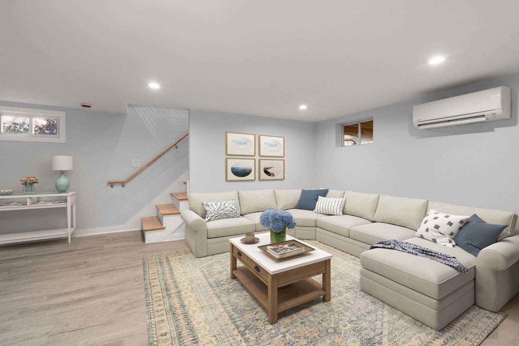 Abington, Massachusetts, 02351, United States, 3 Bedrooms Bedrooms, ,3 BathroomsBathrooms,Residential,For Sale,1987821