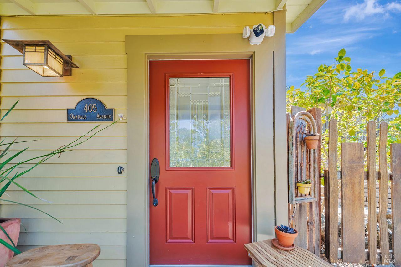 Corte Madera, California, 94925, United States, 4 Bedrooms Bedrooms, ,5 BathroomsBathrooms,Residential,For Sale,1917225