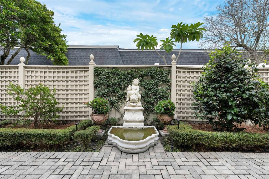 Orlando, Florida, 32804, United States, 3 Bedrooms Bedrooms, ,3 BathroomsBathrooms,Residential,For Sale,1951142