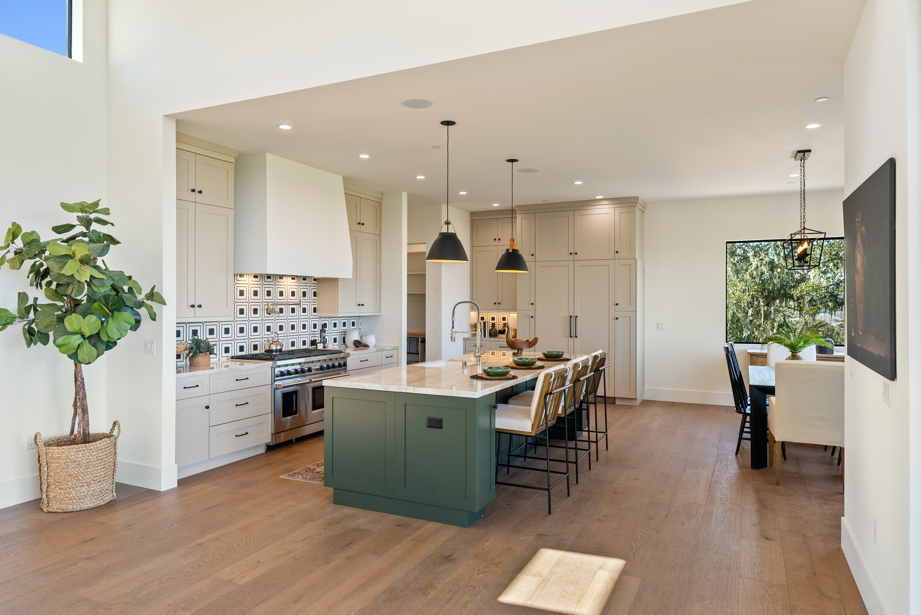  2220 Battering Rock - 物件實景