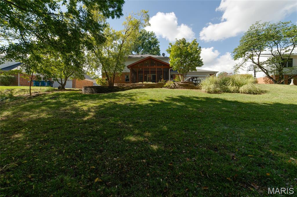 Chesterfield, Missouri, 63017, United States, 4 Bedrooms Bedrooms, ,3 BathroomsBathrooms,Residential,For Sale,1966337