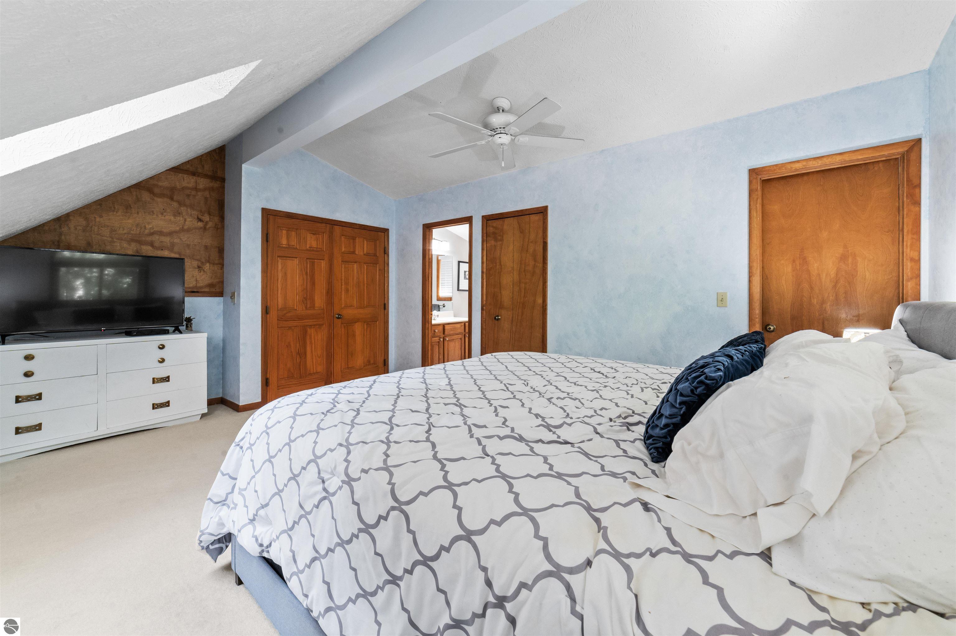 Rapid City, Michigan, 49676, United States, 4 Bedrooms Bedrooms, ,3 BathroomsBathrooms,Residential,For Sale,1977218