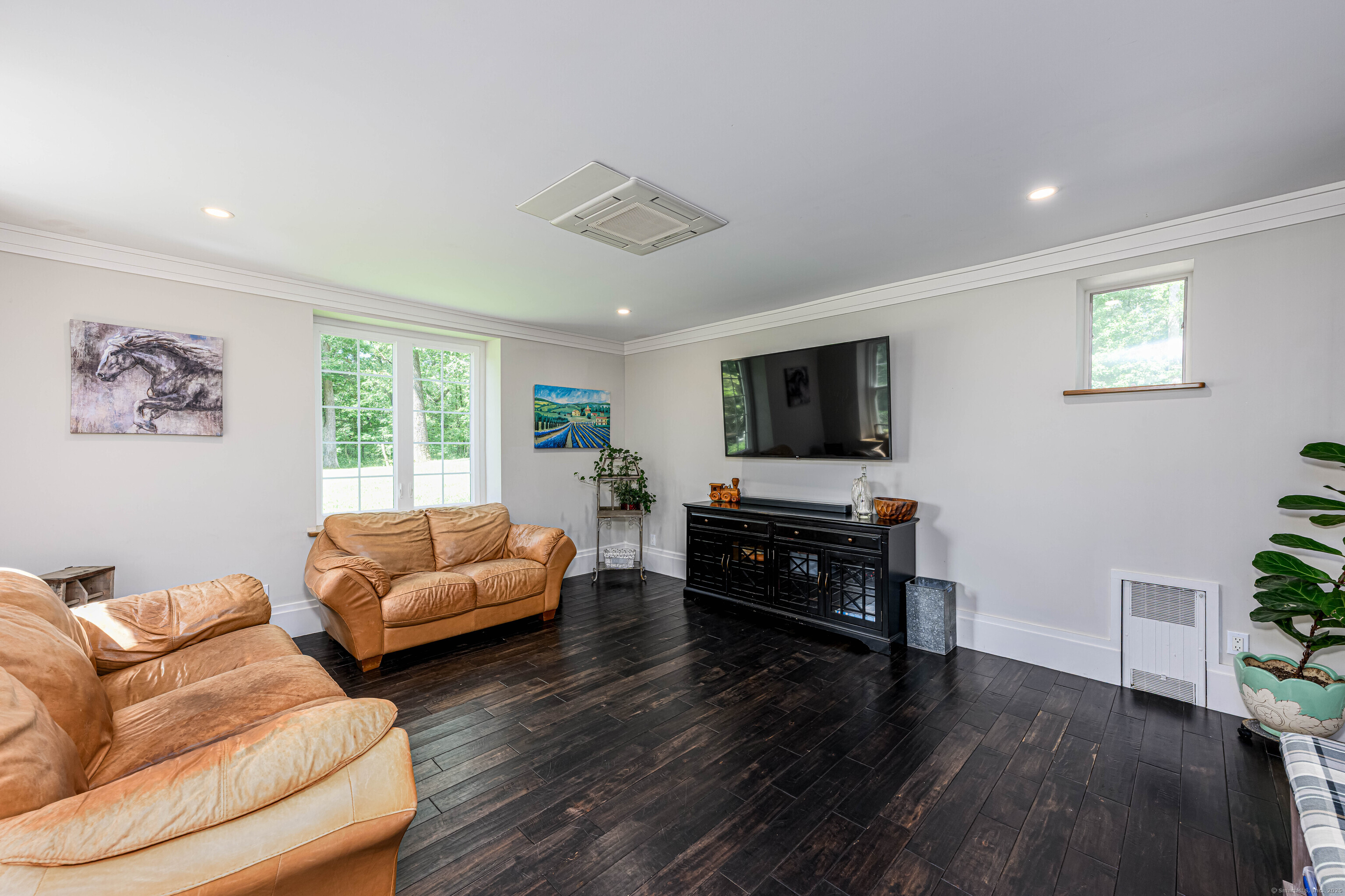 Bethany, Connecticut, 06524, United States, 4 Bedrooms Bedrooms, ,4 BathroomsBathrooms,Residential,For Sale,1911877