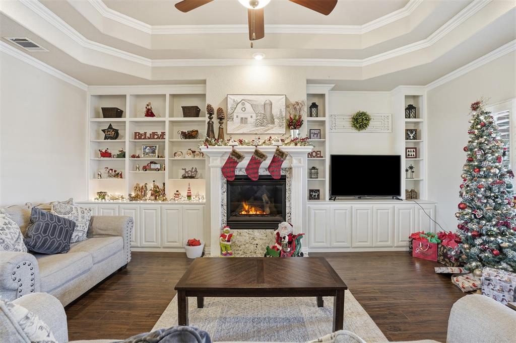 Cleburne, Texas, 76033, United States, 4 Bedrooms Bedrooms, ,3 BathroomsBathrooms,Residential,For Sale,2002191