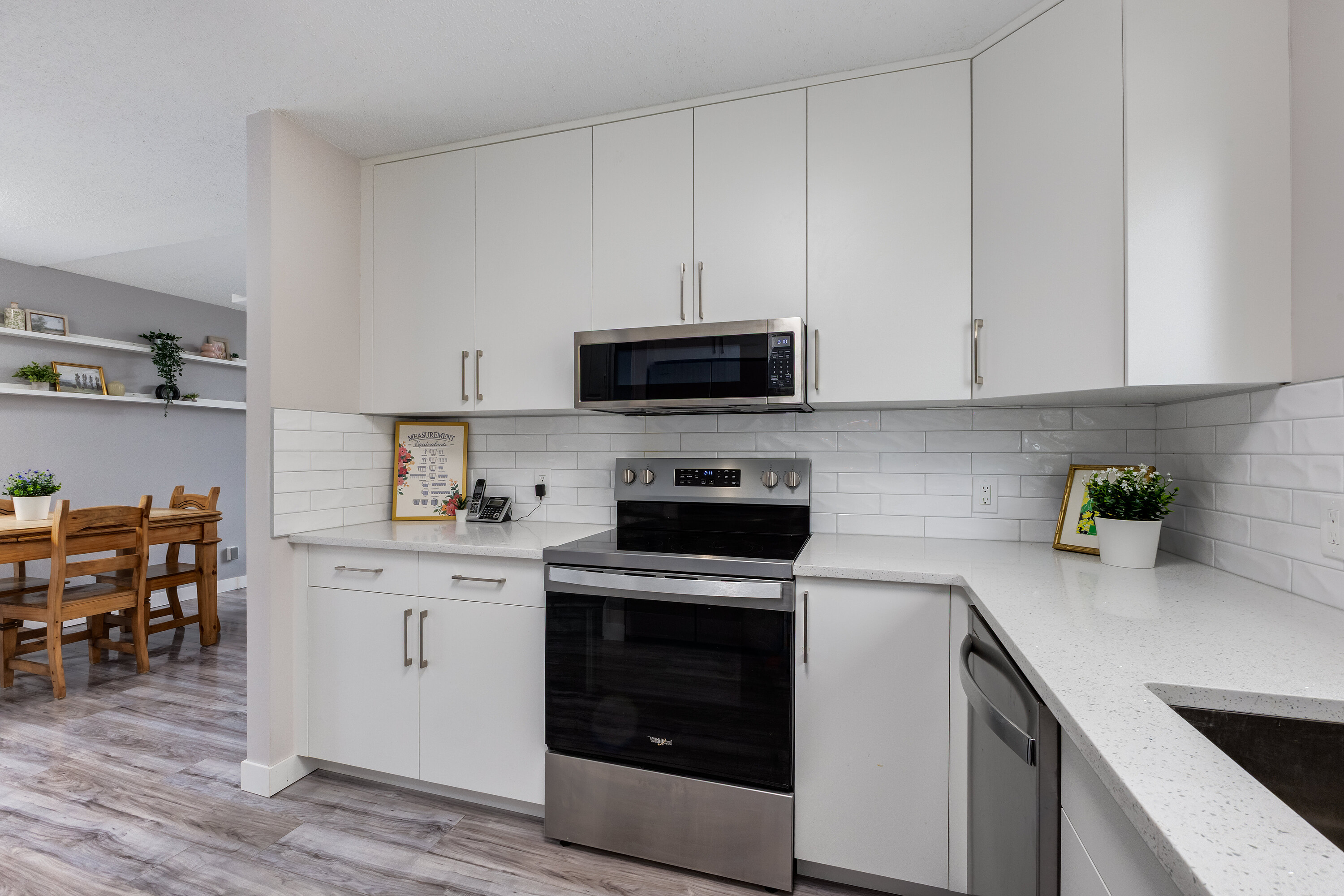  228 Deer Ridge Place SE - 物件實景
