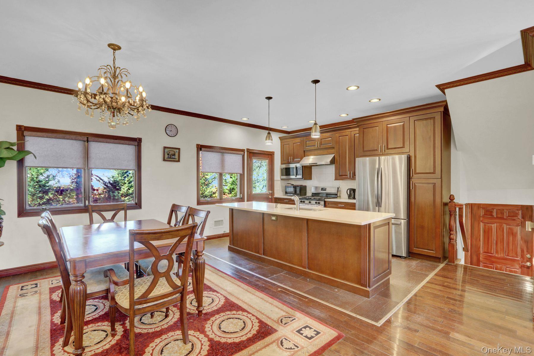  300 Ellen Place, Jericho, NY, 11753 - 物件實景