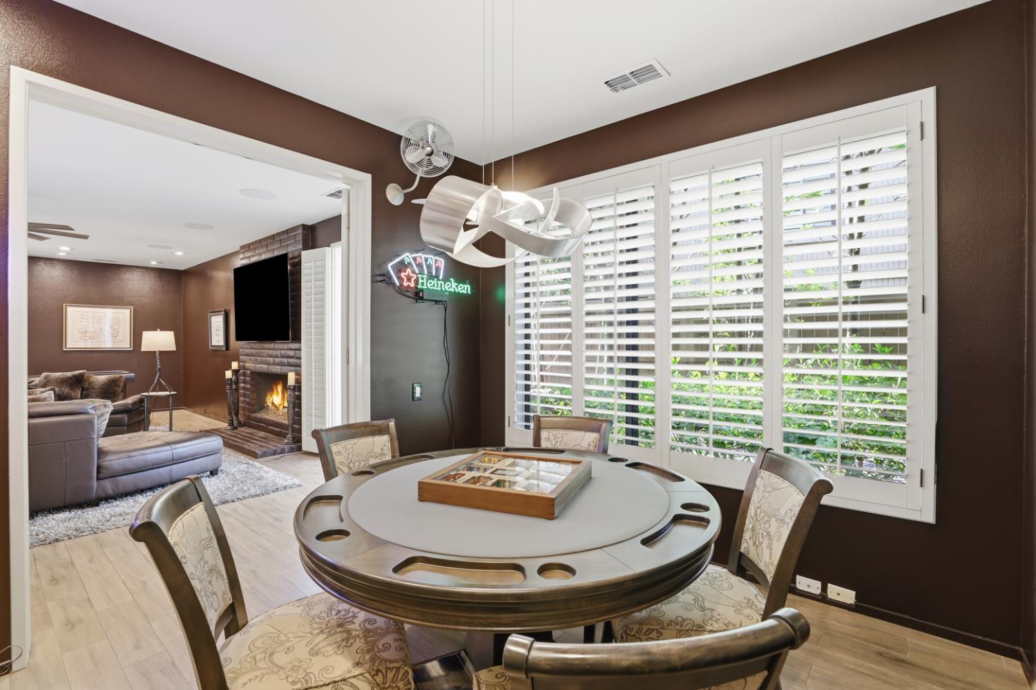 Gold River, California, 95670, United States, 4 Bedrooms Bedrooms, ,5 BathroomsBathrooms,Residential,For Sale,1987751