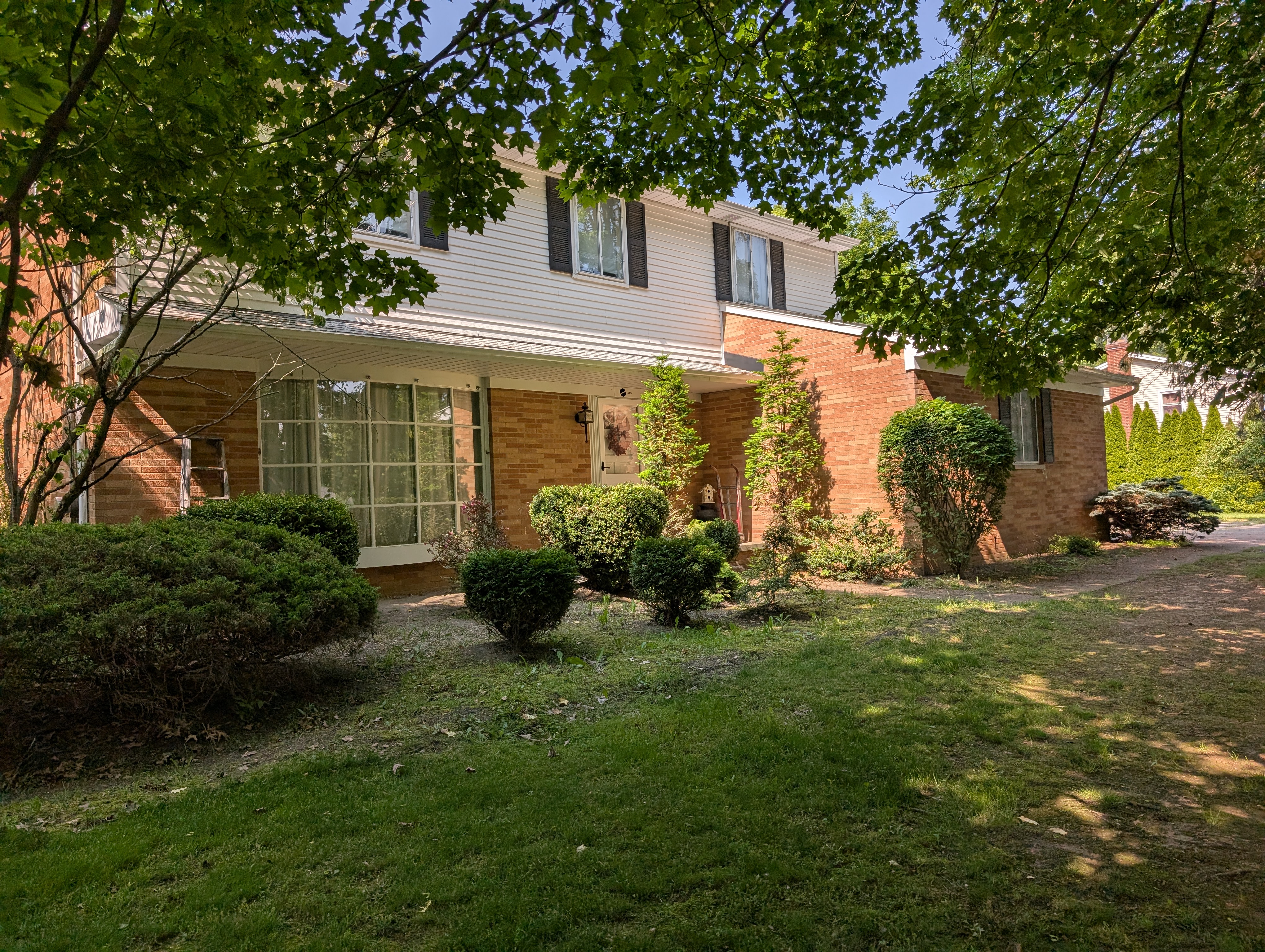 Westlake, Ohio, 44145, United States, 5 Bedrooms Bedrooms, ,3 BathroomsBathrooms,Residential,For Sale,1975327