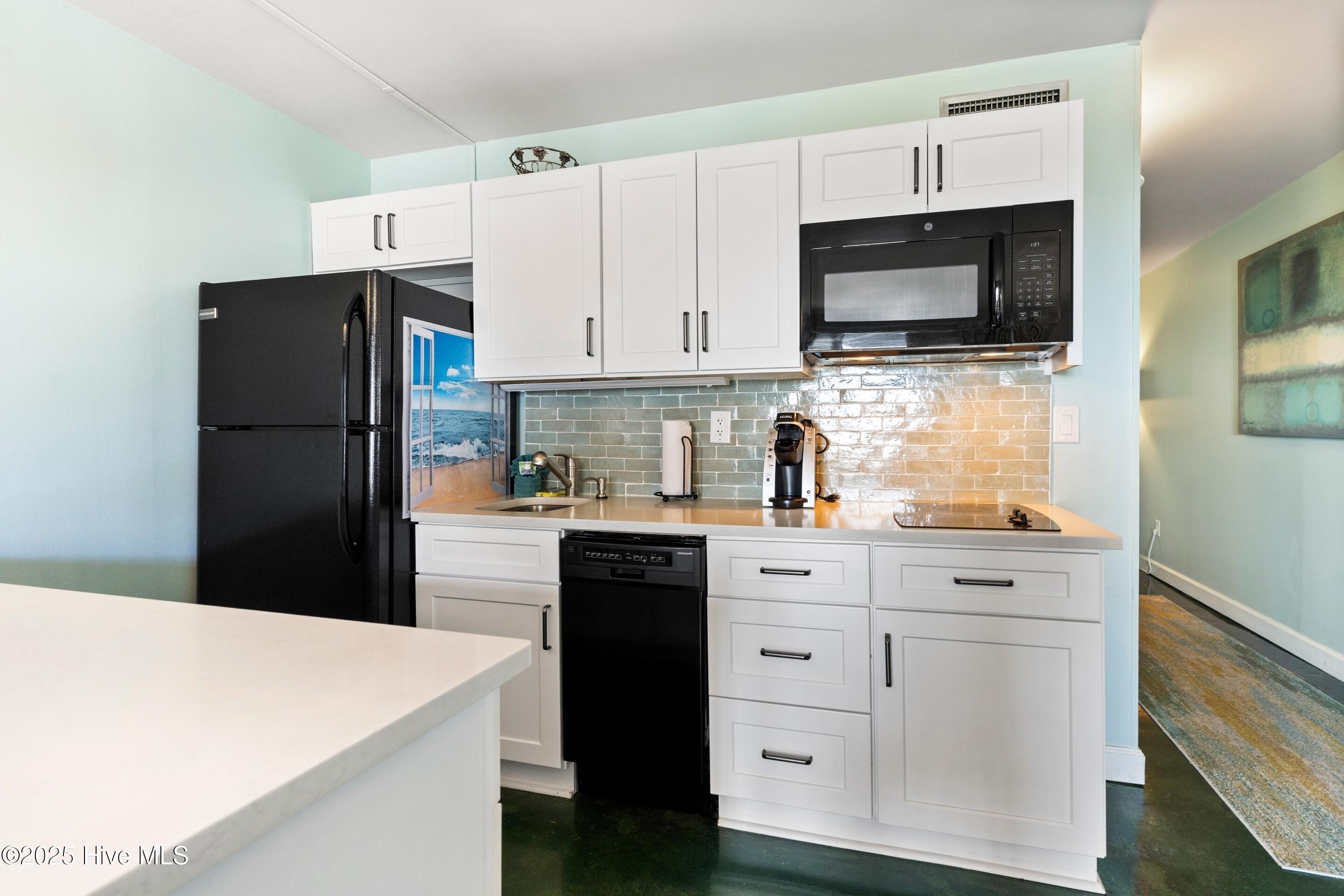 Wrightsville Beach, North Carolina, 28480, United States, 1 Bedroom Bedrooms, ,1 BathroomBathrooms,Residential,For Sale,1950442