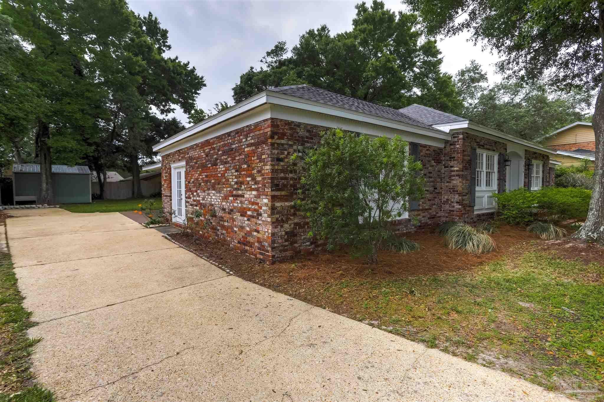 Gulf Breeze, Florida, 32561, United States, 3 Bedrooms Bedrooms, ,3 BathroomsBathrooms,Residential,For Sale,1842112