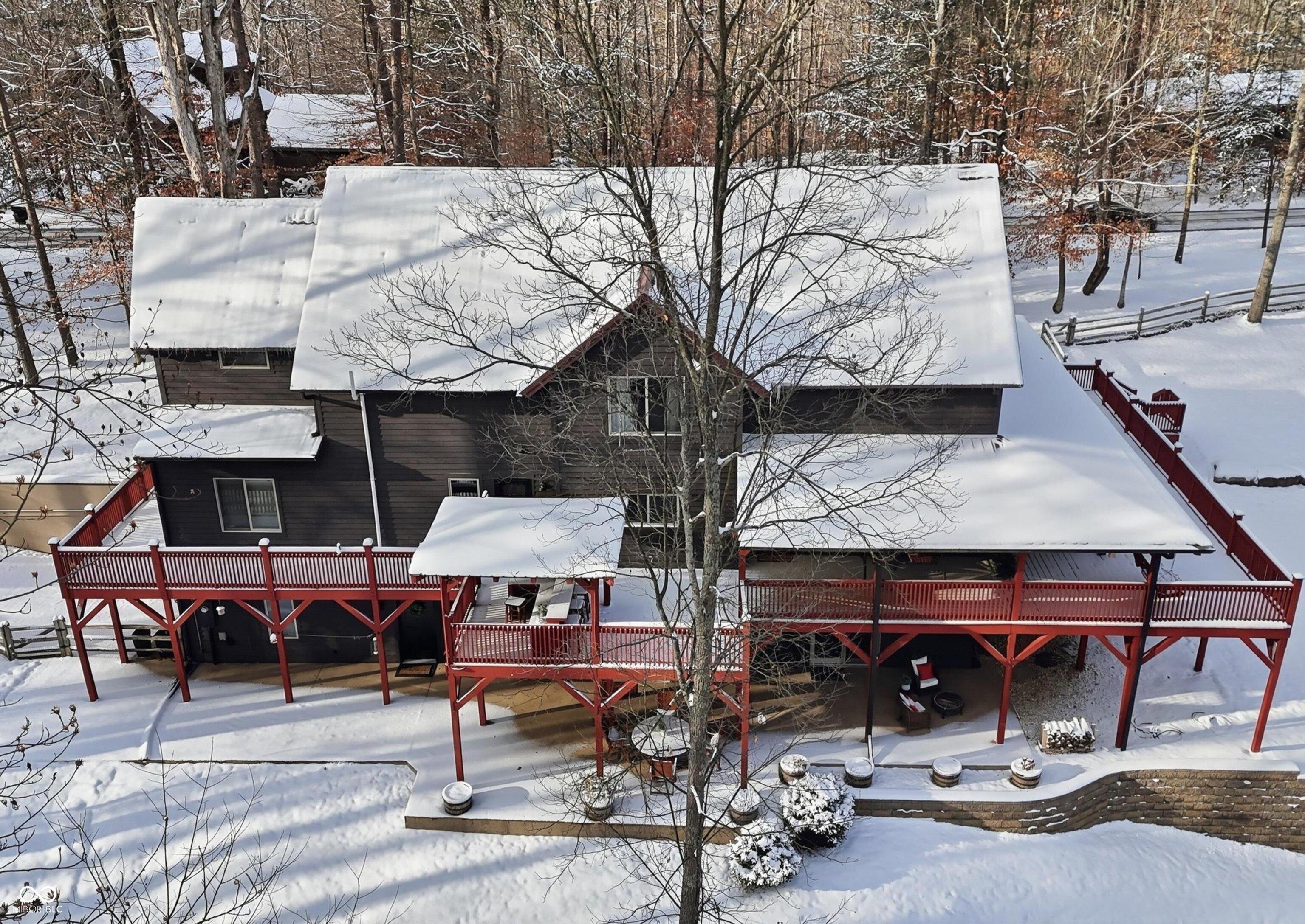 Unionville, Indiana, 47468, United States, 5 Bedrooms Bedrooms, ,5 BathroomsBathrooms,Residential,For Sale,1975333
