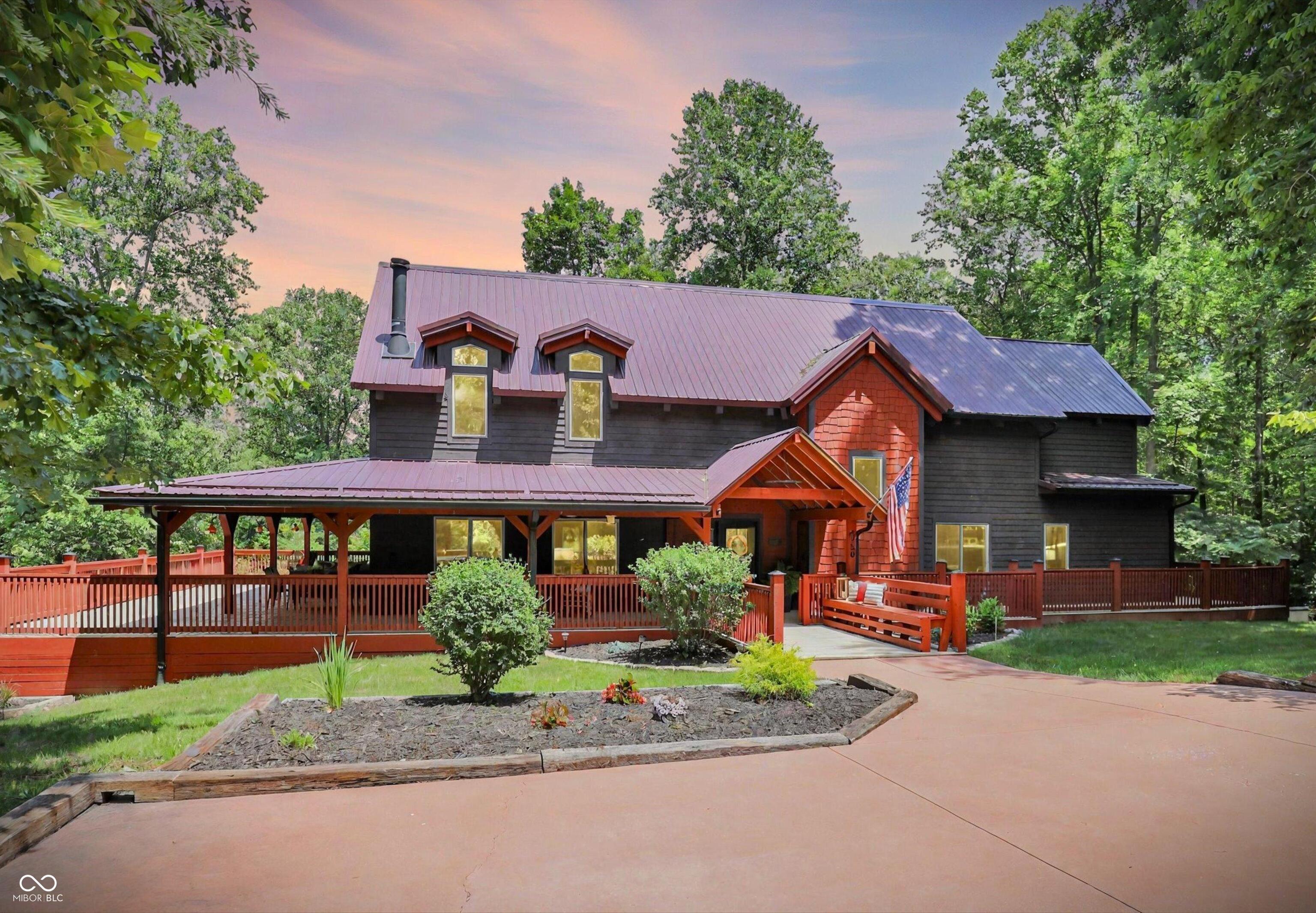Unionville, Indiana, 47468, United States, 4 Bedrooms Bedrooms, ,5 BathroomsBathrooms,Residential,For Sale,1870094