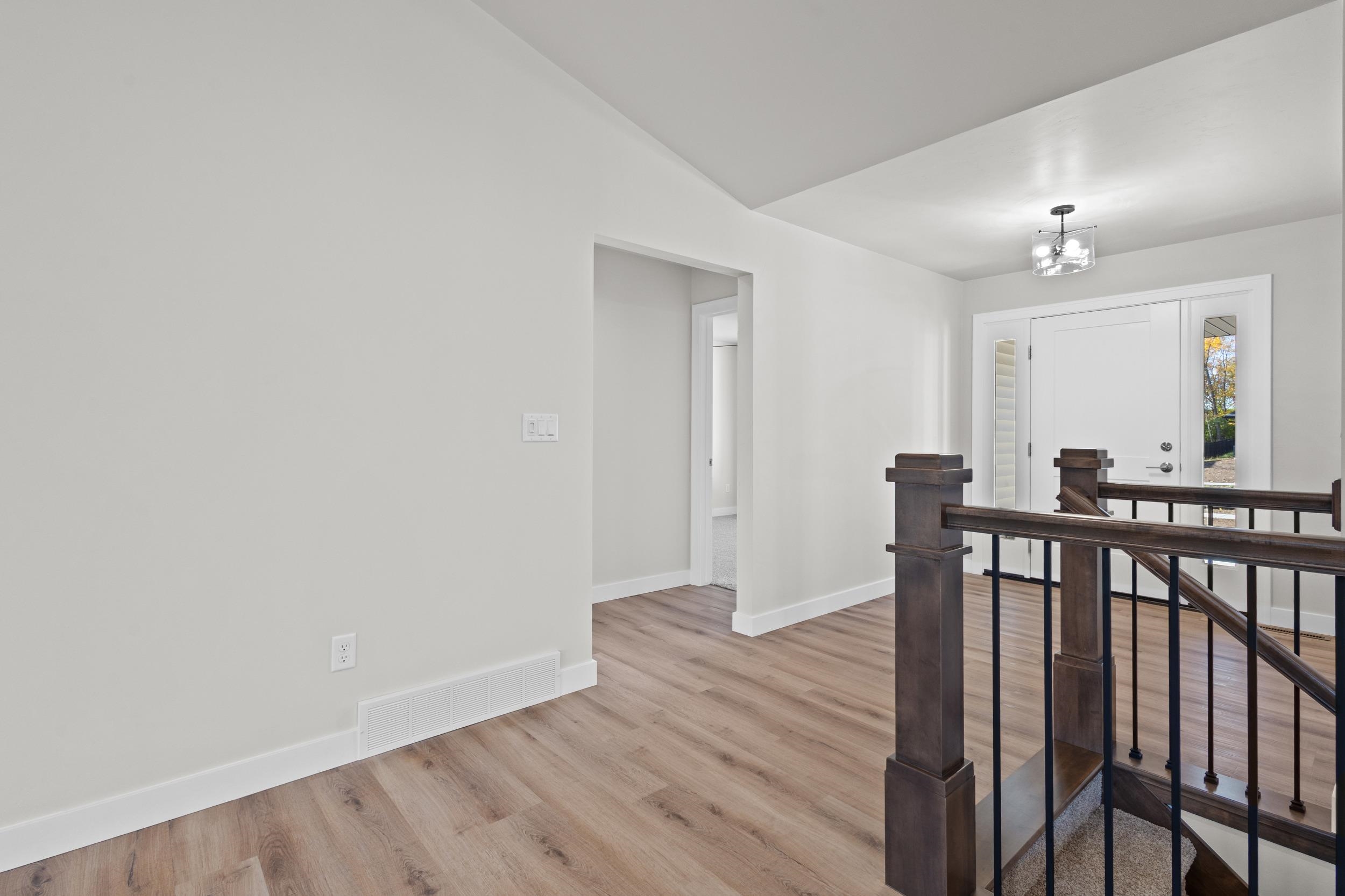 DE PERE, Wisconsin, 54115, United States, 3 Bedrooms Bedrooms, ,3 BathroomsBathrooms,Residential,For Sale,1967985
