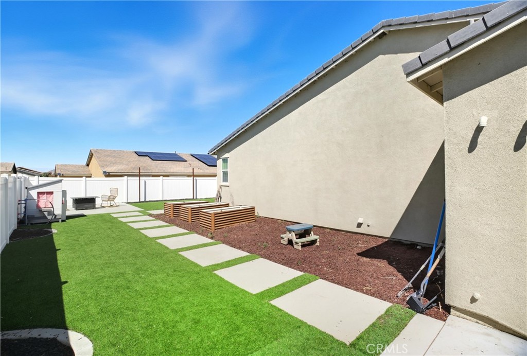 Hemet, California, 92545, United States, 3 Bedrooms Bedrooms, ,2 BathroomsBathrooms,Residential,For Sale,1950235