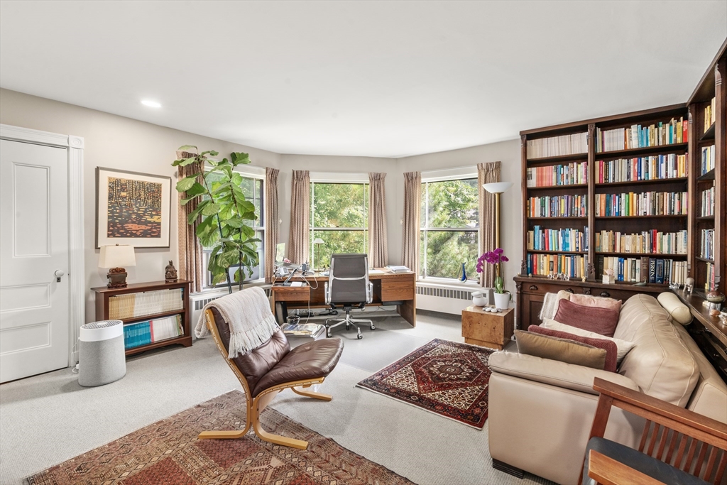 Cambridge, Massachusetts, 02138, United States, 6 Bedrooms Bedrooms, ,4 BathroomsBathrooms,Residential,For Sale,1957179
