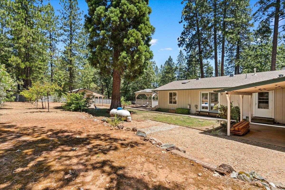 Grass Valley, California, 95949, United States, 3 Bedrooms Bedrooms, ,3 BathroomsBathrooms,Residential,For Sale,1928766