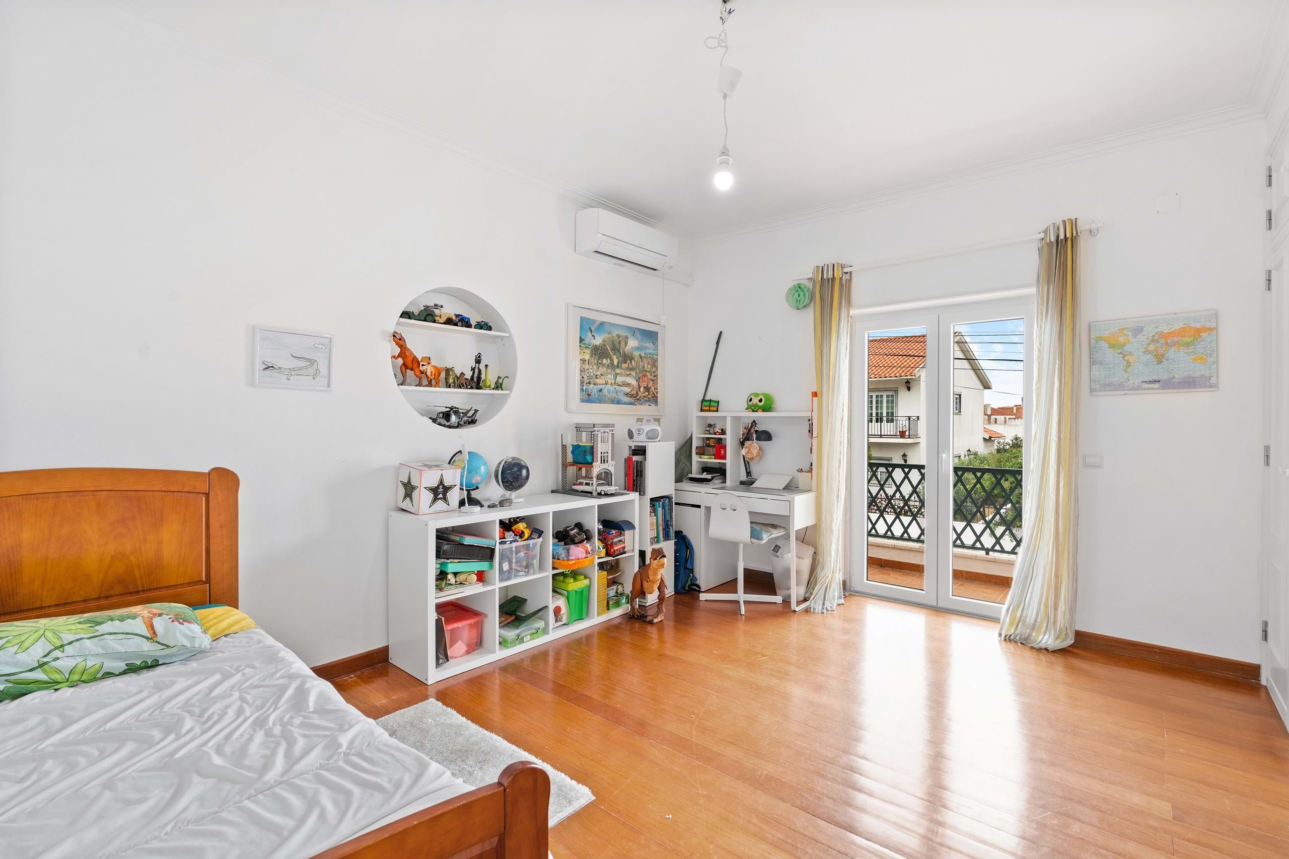 Sintra, Lisbon, 2705-8441, PT, 3 Bedrooms Bedrooms, ,3 BathroomsBathrooms,Residential,For Sale,1897650