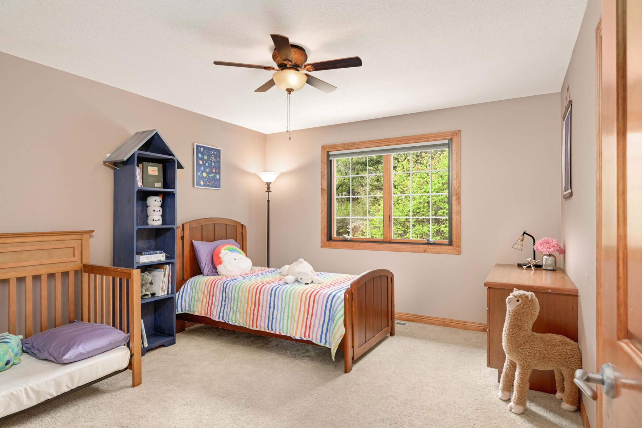 Woodbury, Minnesota, 55129, United States, 5 Bedrooms Bedrooms, ,5 BathroomsBathrooms,Residential,For Sale,1989522