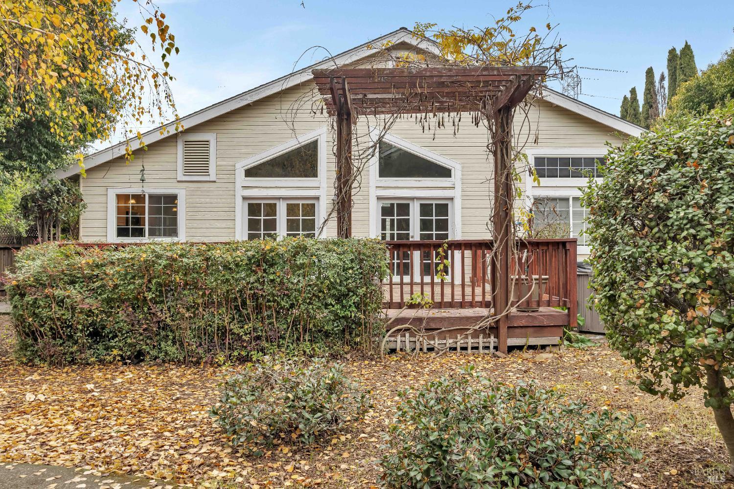 Vallejo, California, 94591, United States, 3 Bedrooms Bedrooms, ,2 BathroomsBathrooms,Residential,For Sale,2006262