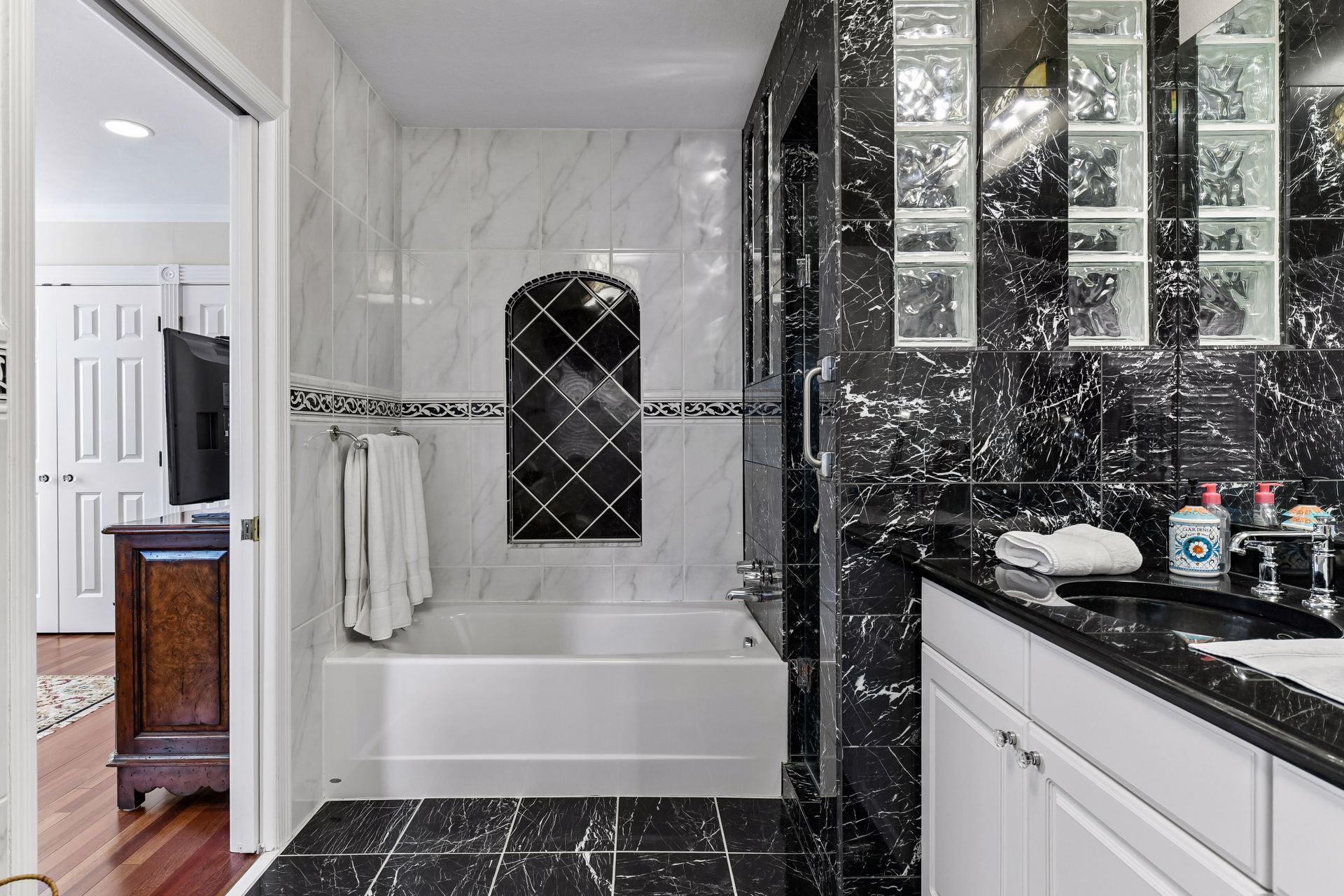  A Rare Opportunity in Wayzata