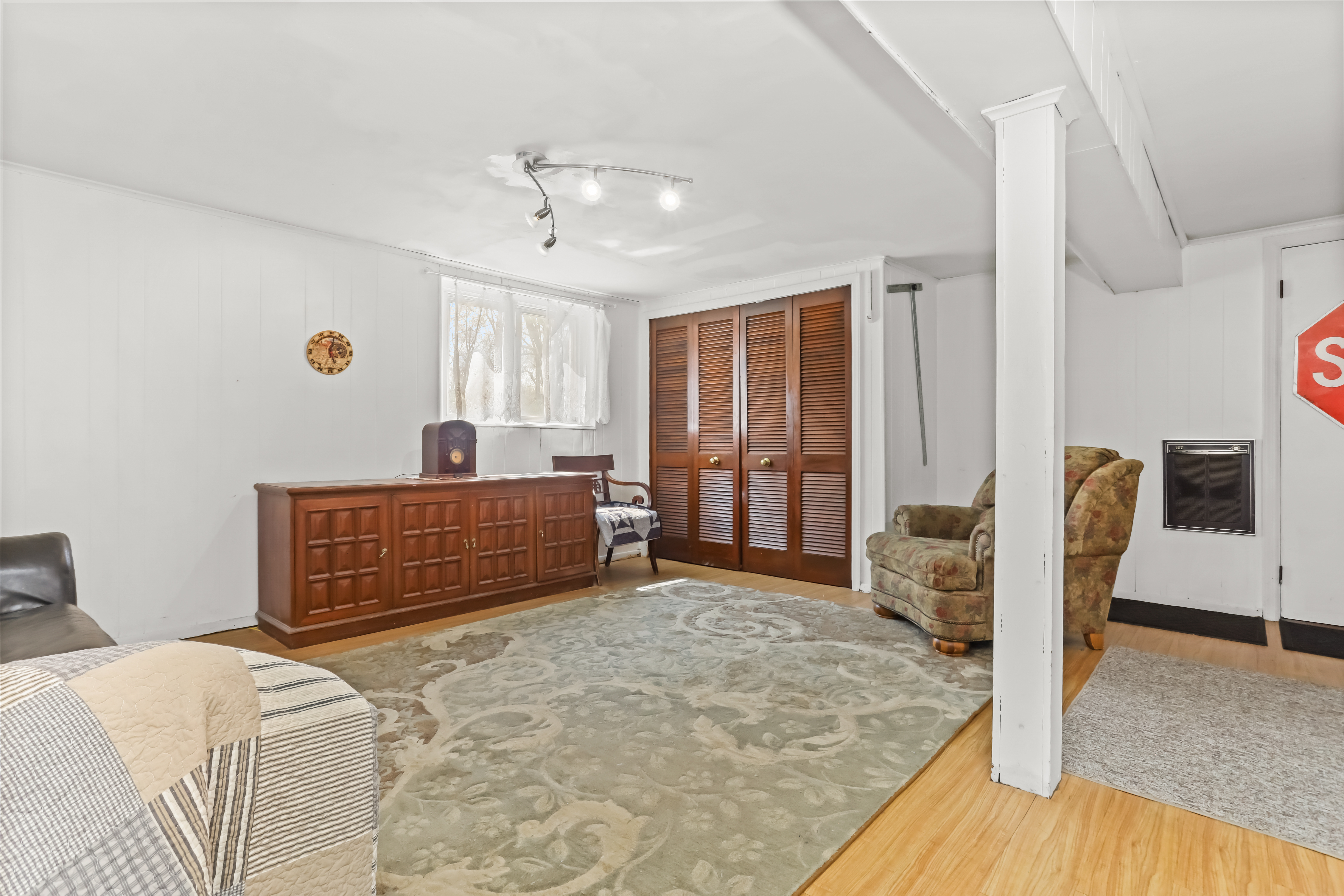  34 Glen Drive - 物件實景