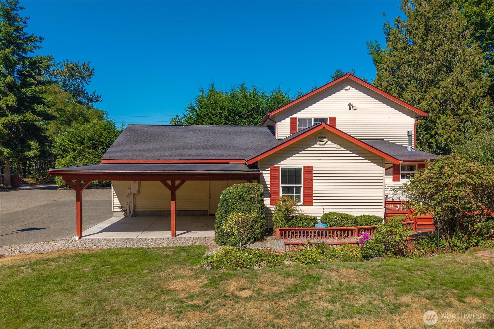 DES MOINES, Washington, 98198, United States, 5 Bedrooms Bedrooms, ,4 BathroomsBathrooms,Residential,For Sale,1927220