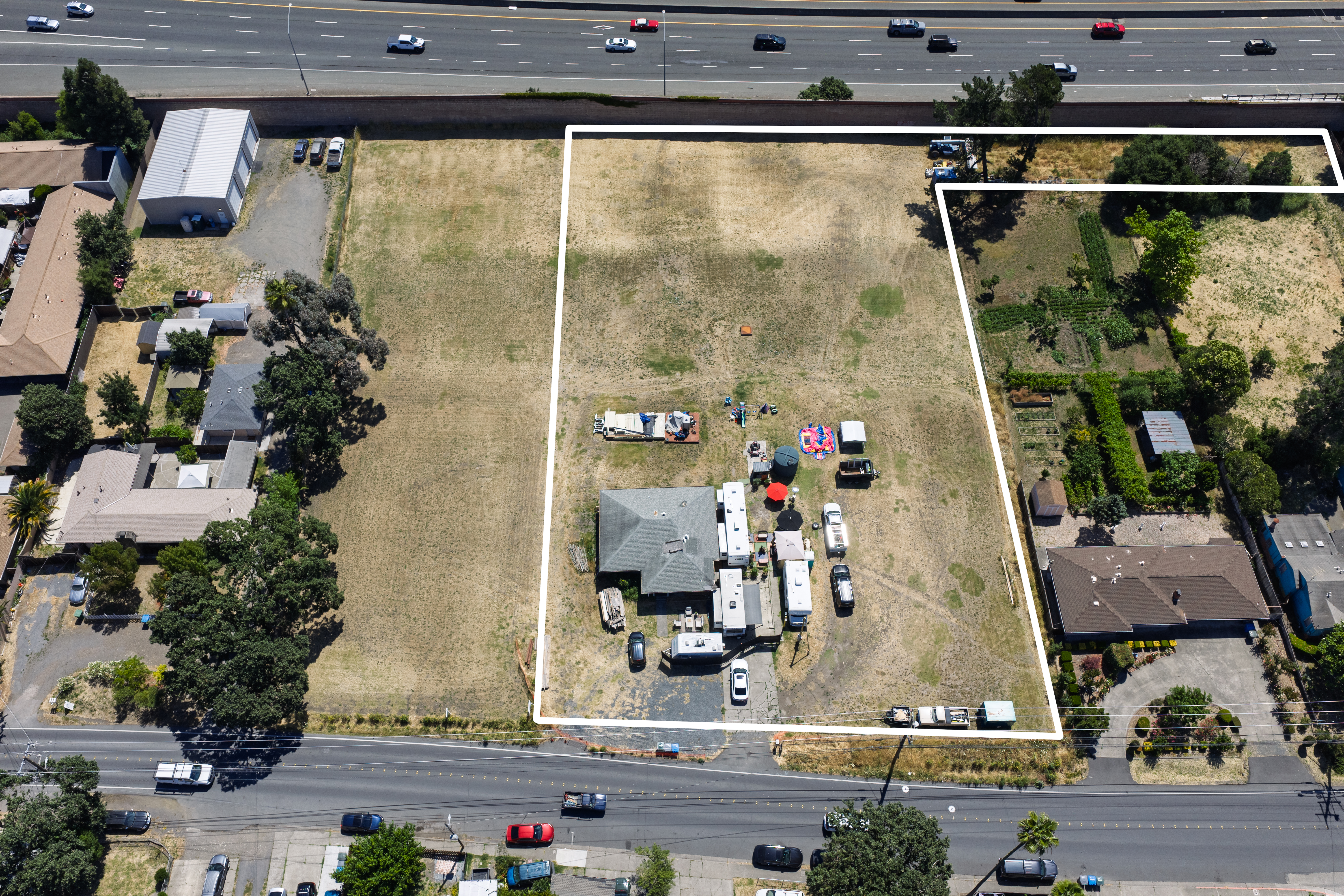  2180 Corby Avenue, Santa Rosa, CA 95407 - 物件實景