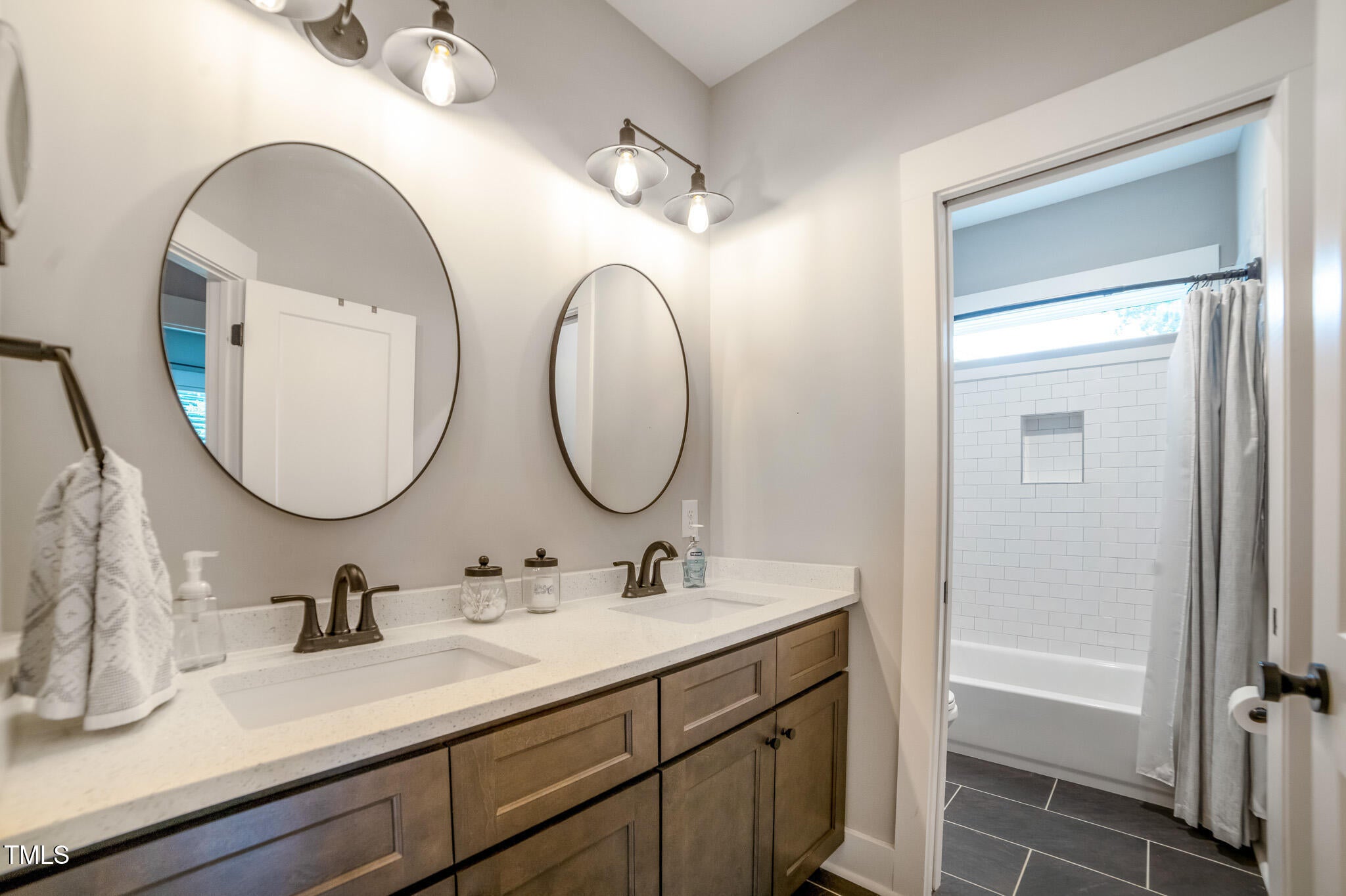 Raleigh, North Carolina, 27610, United States, 4 Bedrooms Bedrooms, ,3 BathroomsBathrooms,Residential,For Sale,1934188