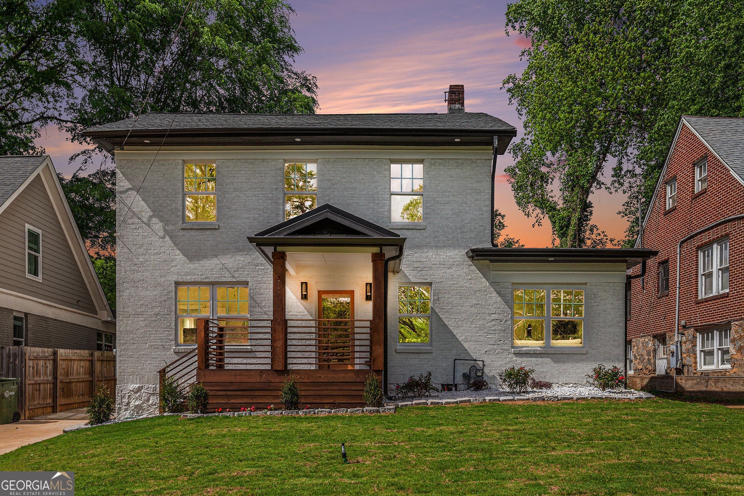 Atlanta, Georgia, 30310, United States, 4 Bedrooms Bedrooms, ,4 BathroomsBathrooms,Residential,For Sale,1893275