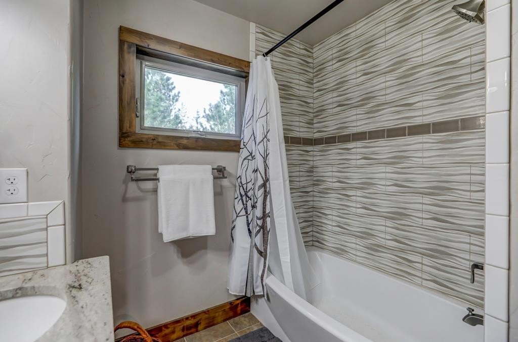 McCall, Idaho, 83638, United States, 5 Bedrooms Bedrooms, ,Residential,For Sale,1828720
