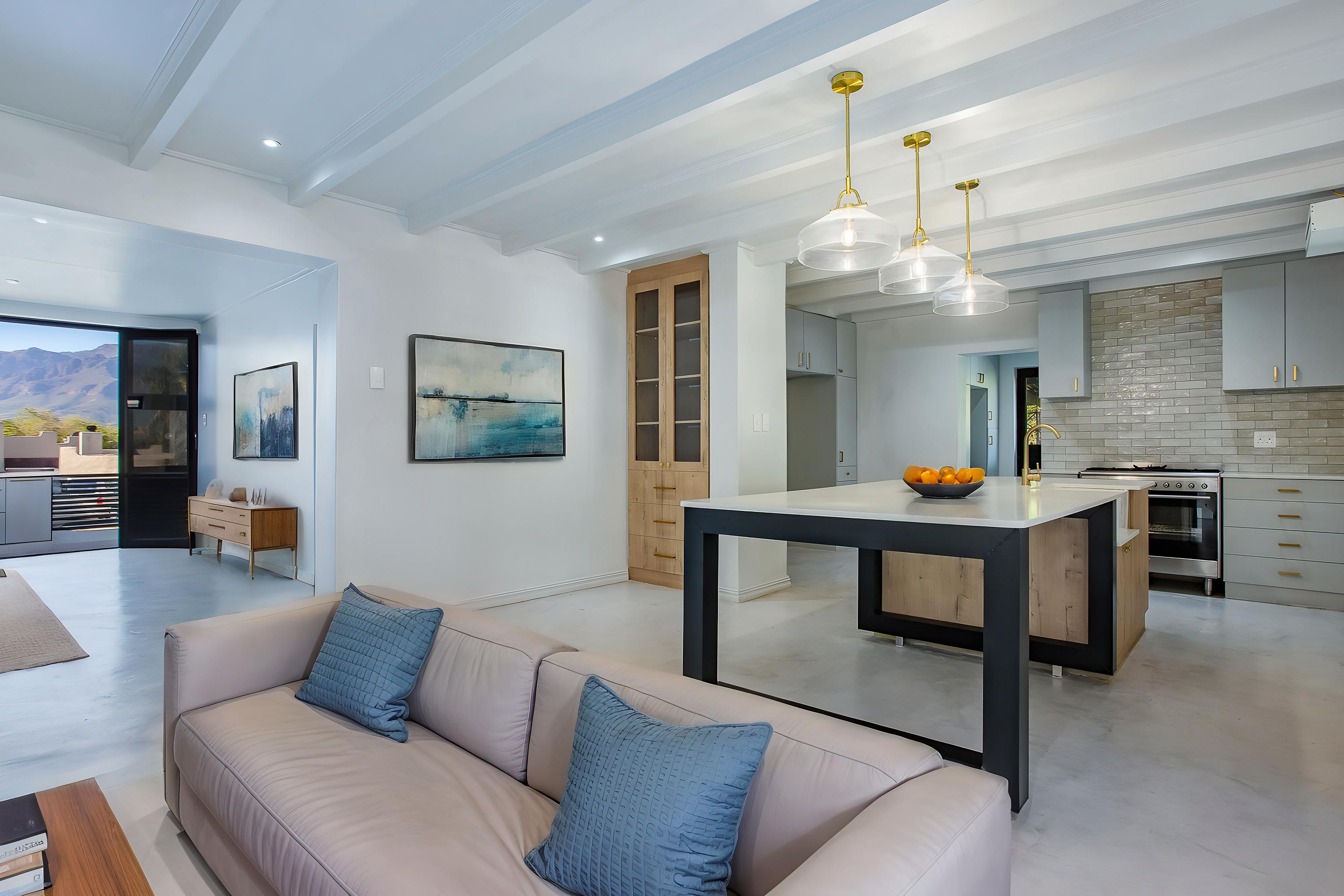  Luxury Family Home in Prestigious Hoog en Droog, Paarl - 物件實景