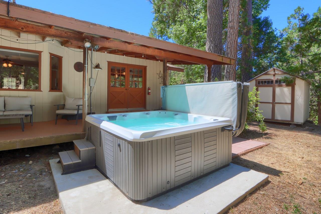 Mariposa, California, 95338, United States, 3 Bedrooms Bedrooms, ,2 BathroomsBathrooms,Residential,For Sale,1916608